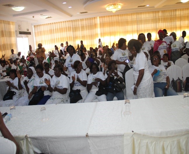 Women of Sierra Leone showing support to the National Conference on peace and social cohesion. UNWSL-Photo-Umaru Samai 1