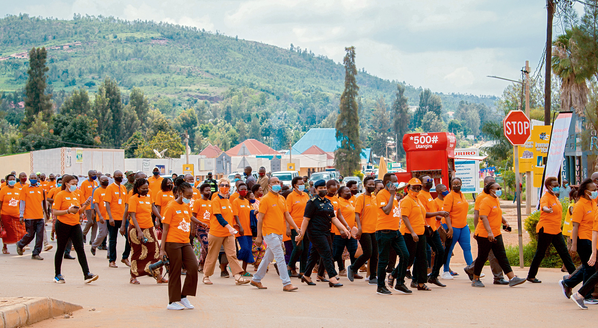 First Lady of Rwanda joins UN Women Rwanda, CSOs, and residents for the launch of 16 Days of Activism Against Gender-Based Violence campaign in a solidarity walk.