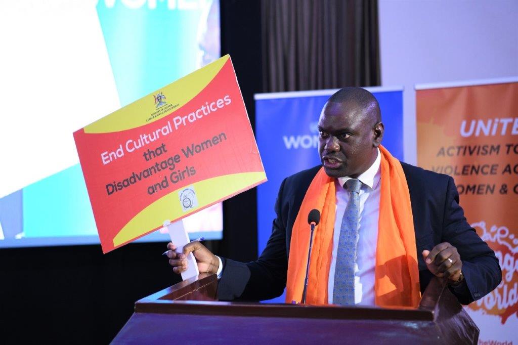 Frank Mugabi (Communications Officer at the Ministry of Gender) moderated the day and made statements and impassioned pleas to end violence against women and girls at the 16 Days of Activism National Launch at Imperial Royale Hotel in Kampala (UN Women/Eva Sibanda)