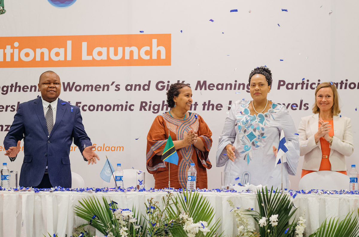 Minister Angellah Kairuki officially launches the WLER Project with Ambassador Theresa Zitting of Finland, UN Women Representative, Ms. Hodan Addou and Permanent Secretary for the President’s office, Regional Administration and Local Government, Prof. Riziki Shemdoe.