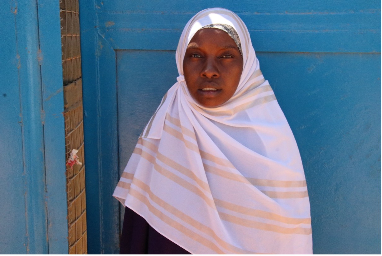 Amina, former FGM practitioner is now supporting the UN Women project in Kismayo, Somalia as a Community Discussion Leader on FGM. Photo: UN Women/Aijamal Duishebaeva. 