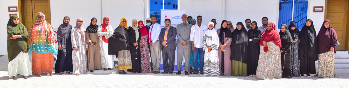 A group photo of the training participants on the first day of the training in Mogadishu, Somalia (photo: UN Women/James Ochweri) 