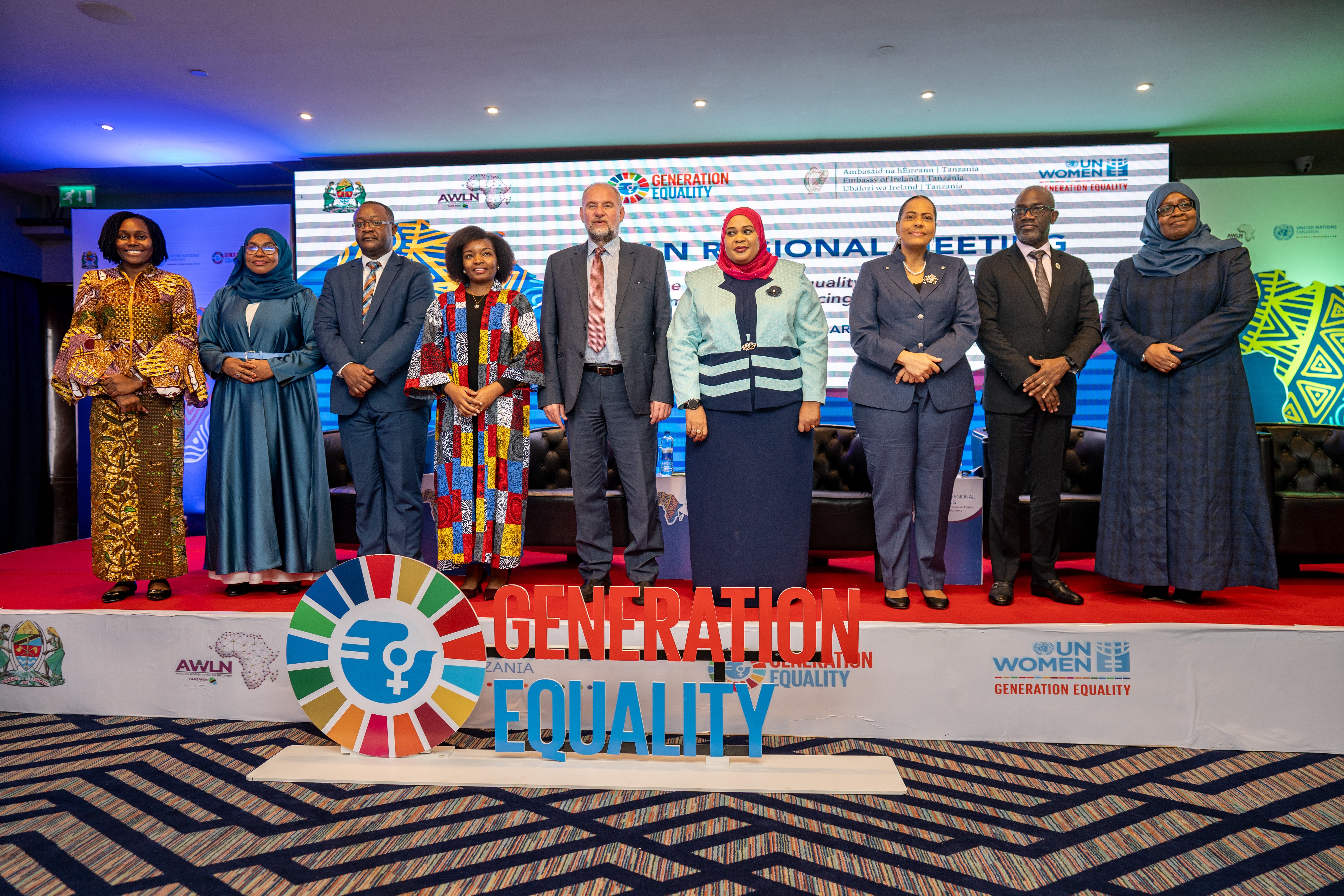 Guest of Honour Minister Riziki Pembe Juma posing for a photo with the Tanzania Generation Equality Committee Chair, Minister Angellah Kairuki, Executive Secretary of the Planning Commission, Lawrence Mafuru, and on the left, Peterson Magoola, UN Women Tanzania Representative a.i., Rebeca Gyumi, AWLN Tanzania Co-chair, and Zlatan Milisic, UN Resident Coordinator in Tanzania. Photo: UN Women