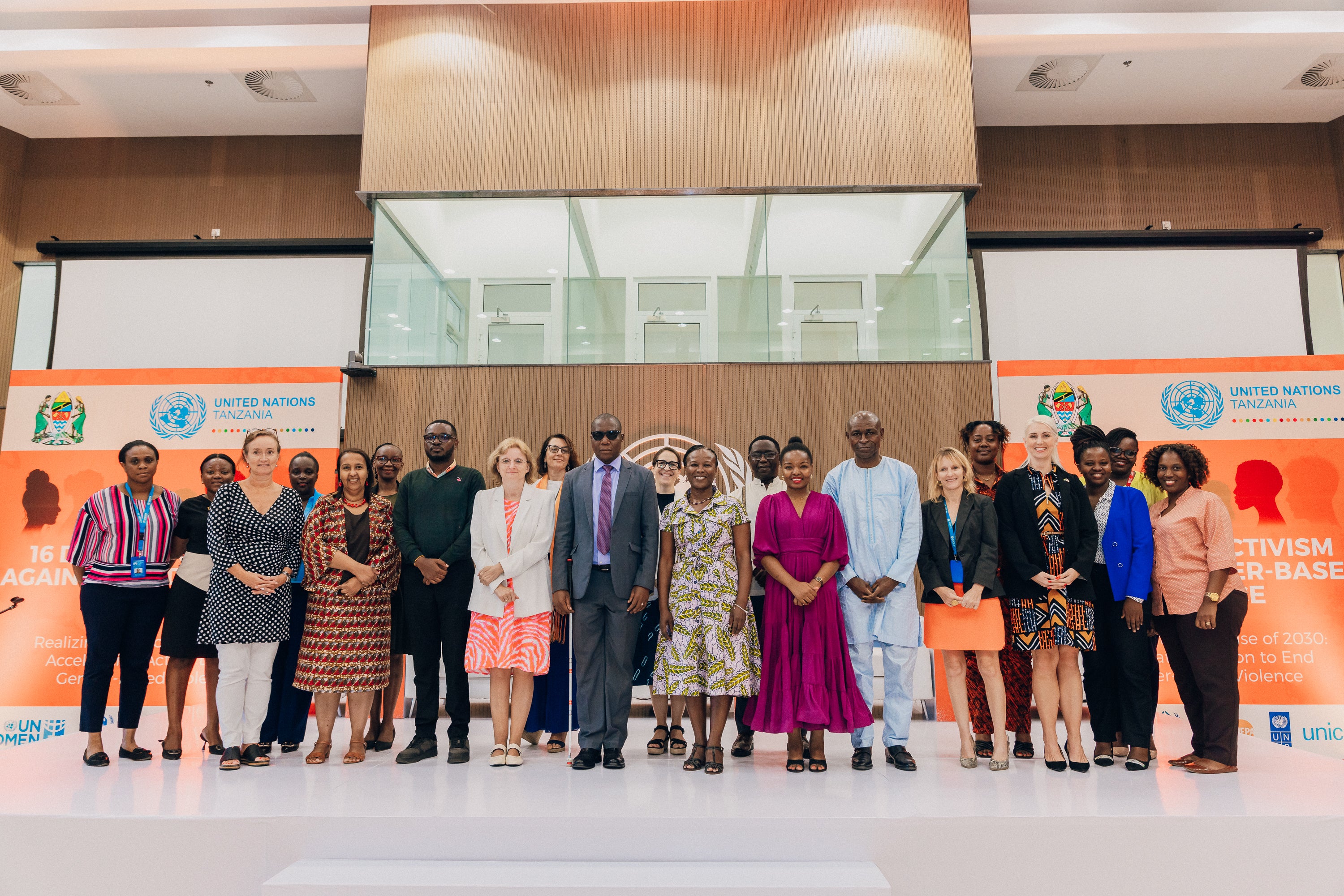 Deputy Permanent Secretary, Mr. Amon Mpanju with speakers and participants of the Joint UN 16 Days of Activism Dialogue. Photo: UN Women