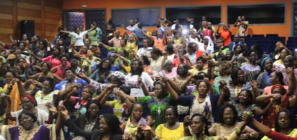 Une vue des femmes engagés pour la concrétisation des actions du réseau en Côte dIvoire. Photo - ONU Femmes CIV