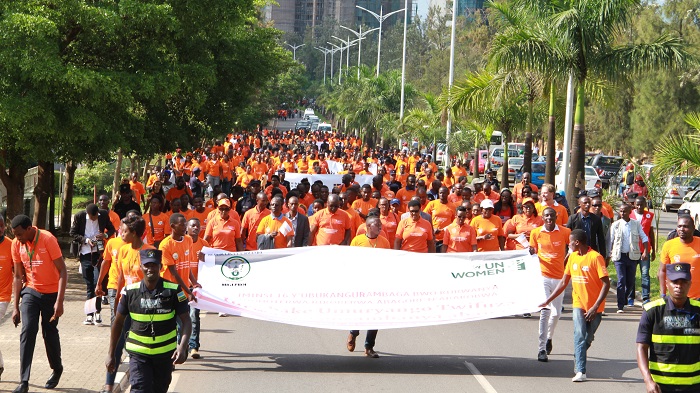 Over 1,000 people, consisting of Government Officials, Defense Forces, Development Partners, Youth and the general public joined UN Women Rwanda in a march to raise awareness and #SayNo! to Violence Against Women and Girls