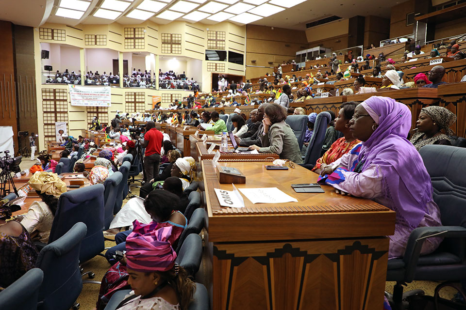 More than 300 participants gathered in Dakar for the first African Summit on FGM and Child Marriage in Dakar, Senegal. Photo: UN Women/Dieynaba Niabaly