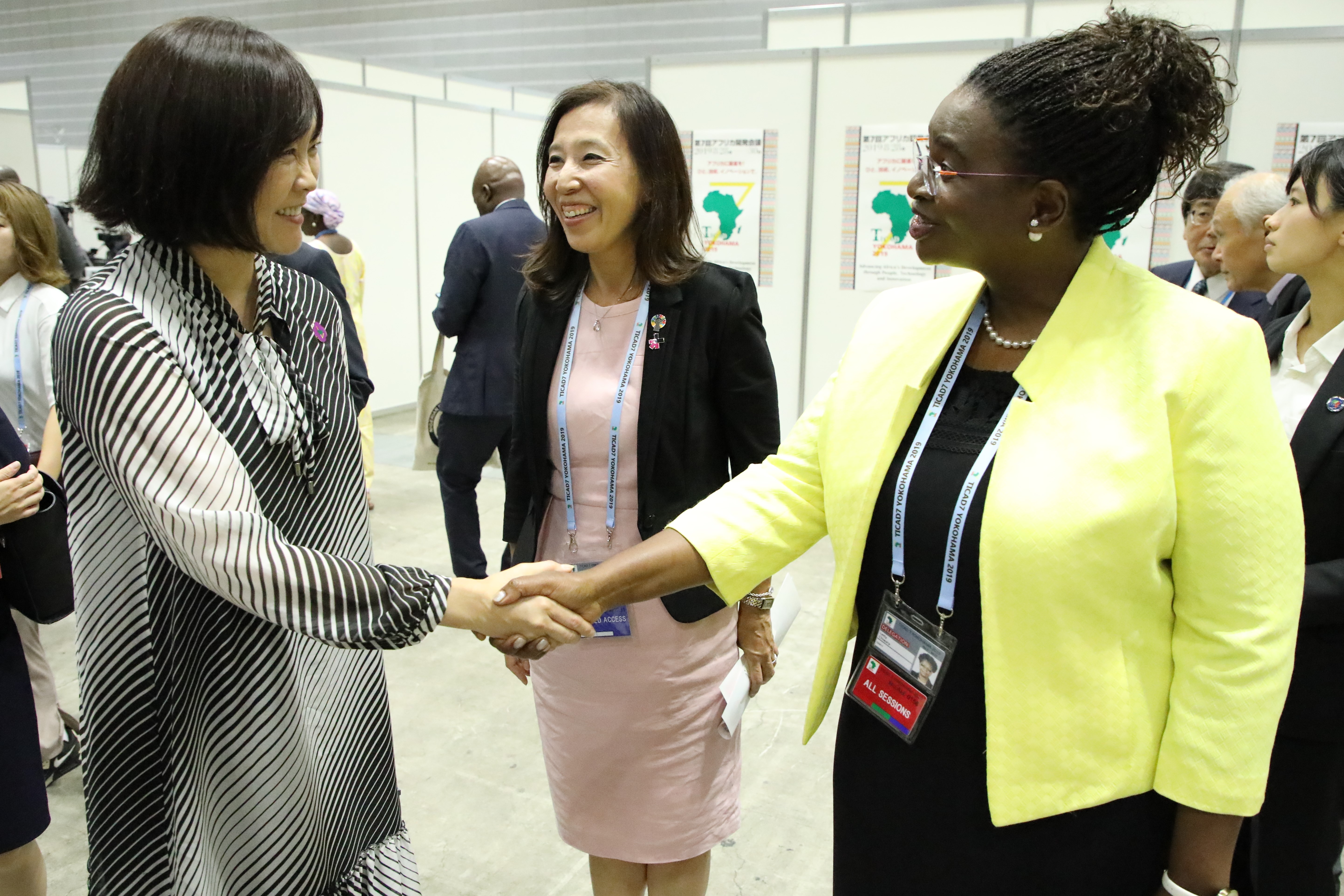 First Lady of Japan visits UN Women's booth at the exhibition hall where she is welcomed by Kae Ishikawa, Director of UN Women Japan Liaison Office, and Letty Chiwara, UN Women Representative to Ethiopia, Africa Union and UNECA.