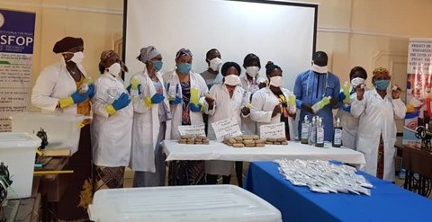 Group of women manufacturers of hygienic products. Photo: ZAMBO UN Women.