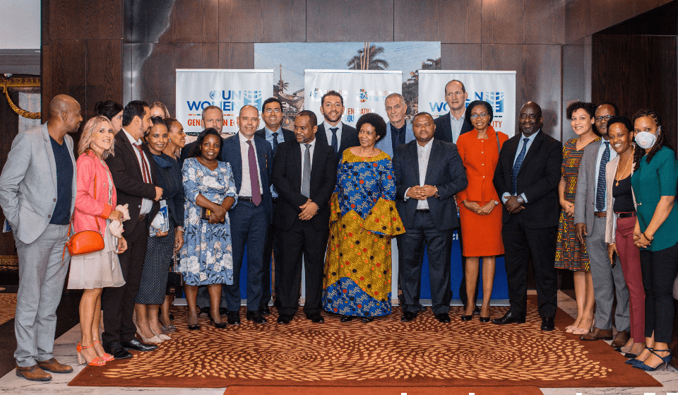 Representatives of the private sector, donor community and women’s rights and youth-led organizations who met with Dr. Mlambo-Ngcuka during her visit in Tanzania. Photo by Tsitsi Matope, UN Women.